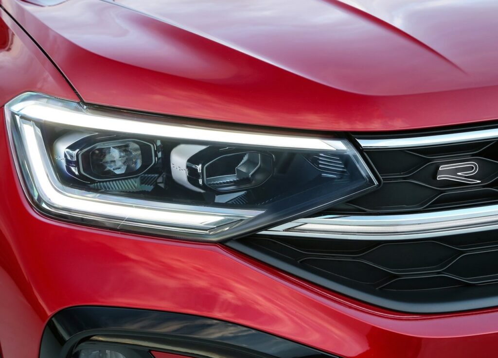 Volkswagen Taigo faro delantero