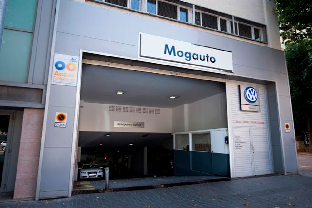 Taller Volkswagen Mogauto calle Cantabria, Barcelona